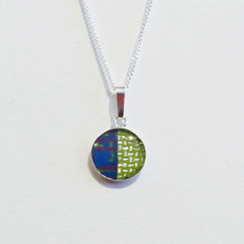 Small round pendant
