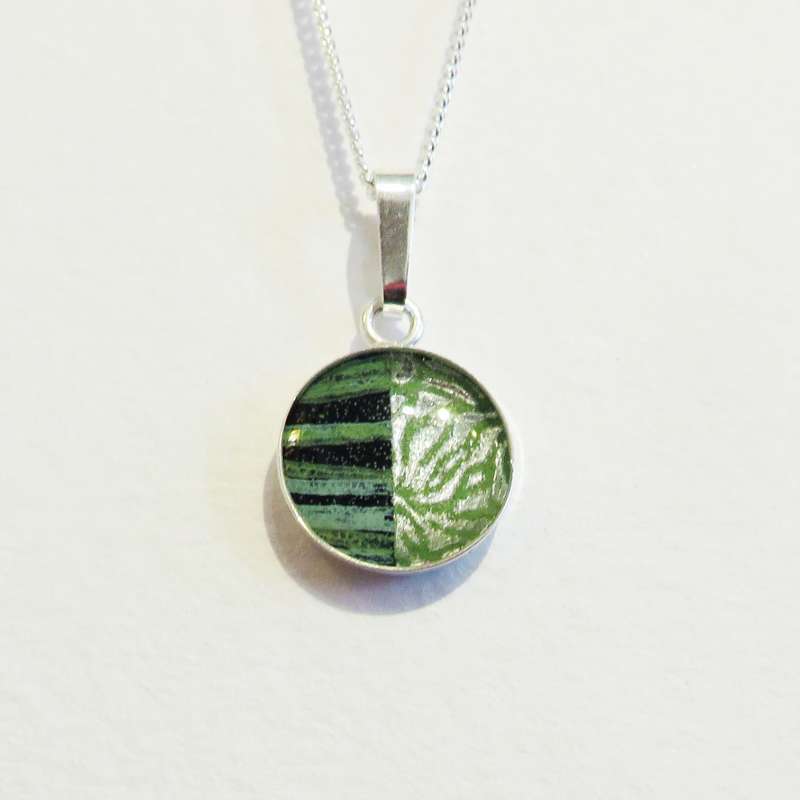 Small round pendant