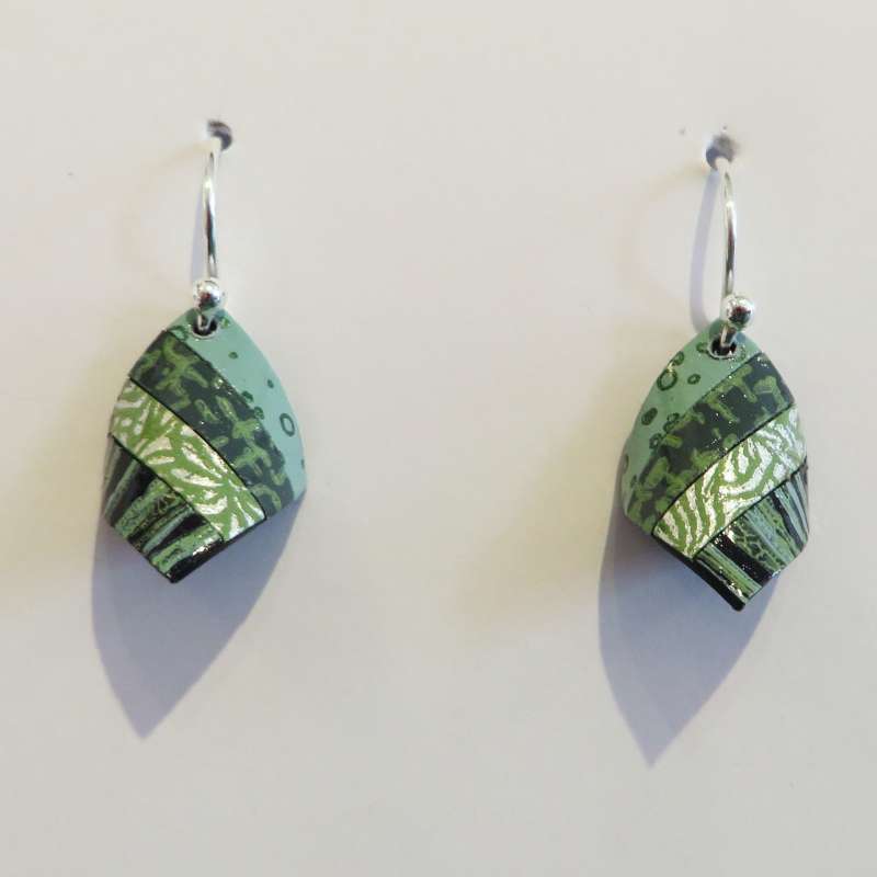 Handkerchief earrings 