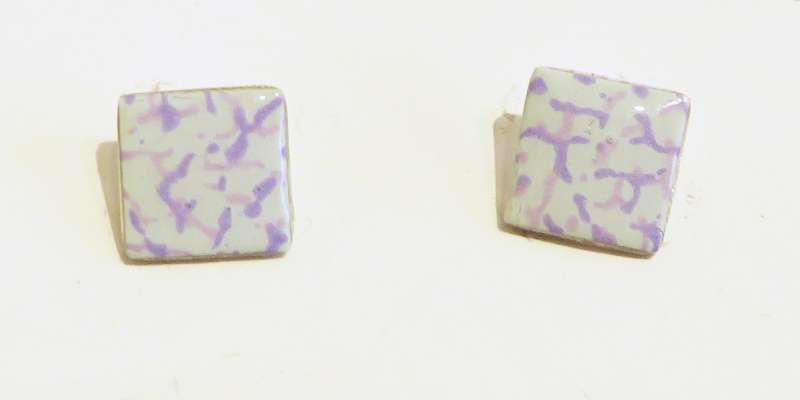 Square stud earrings