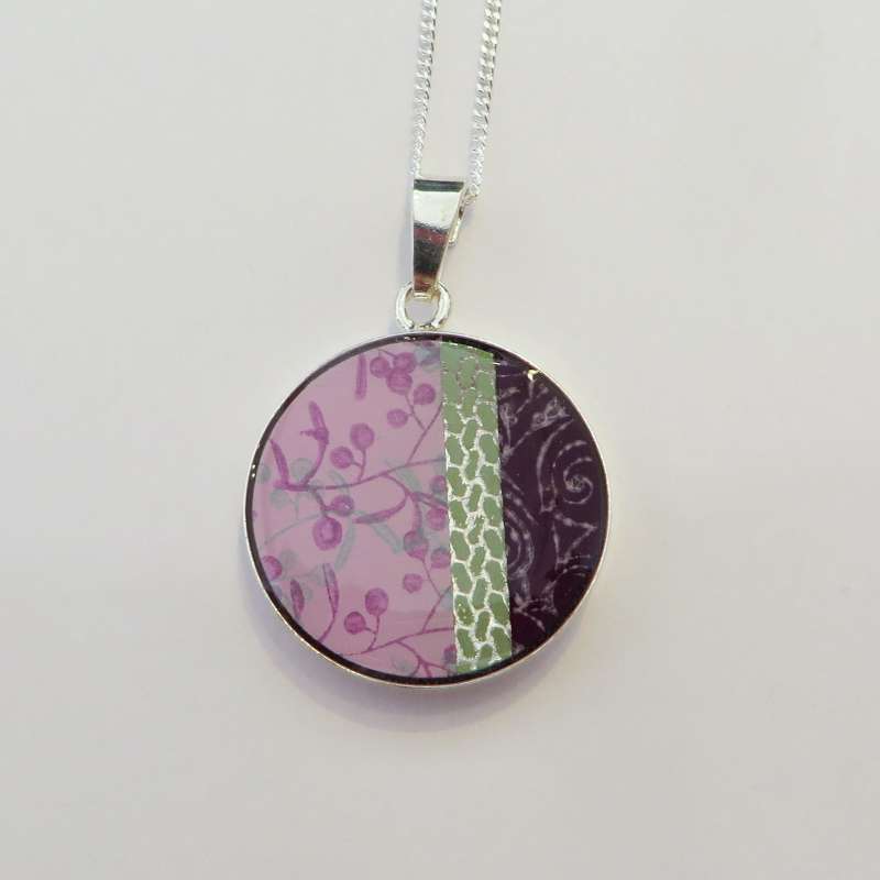 Round pendant
