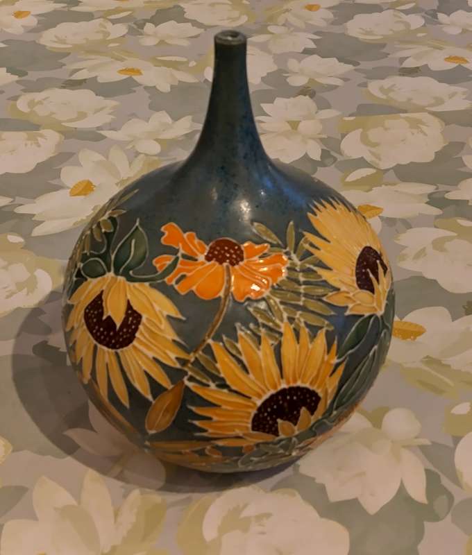 Medium Vase