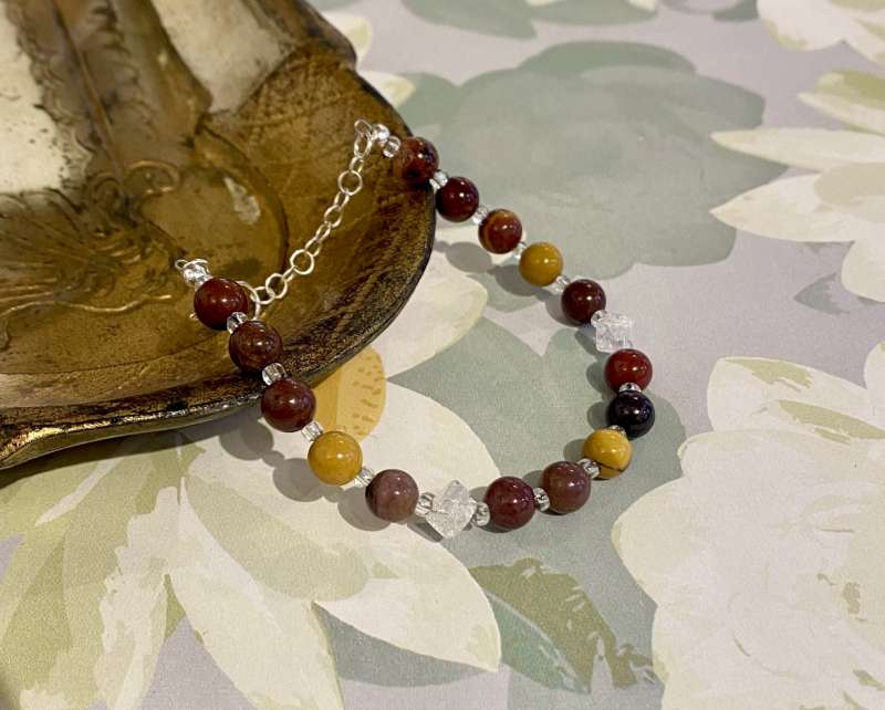 Mookite and Crackled Quartz Bracelet