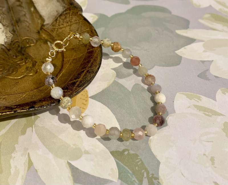 Mixed Pastel Agate Bracelet