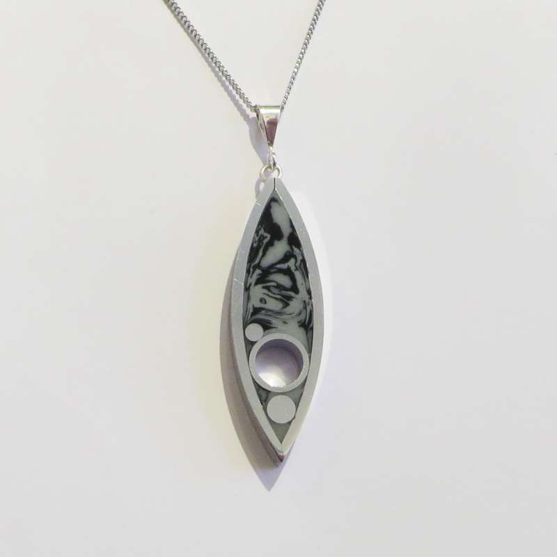 Leaf Cool Pendant