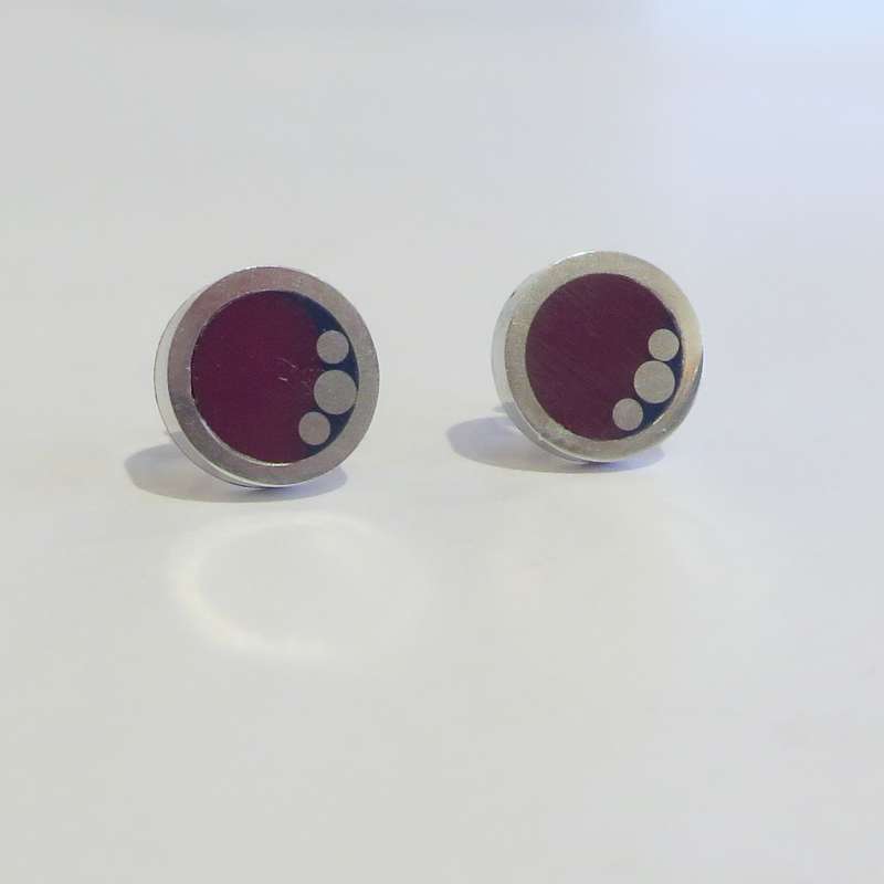 Round Bilberry Stud Earrings